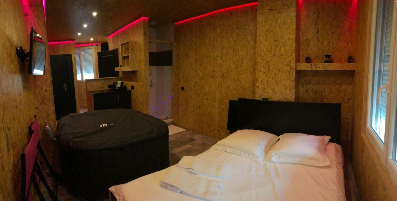 Ferienwohnung Le Boudoir Montrouge Exterior foto